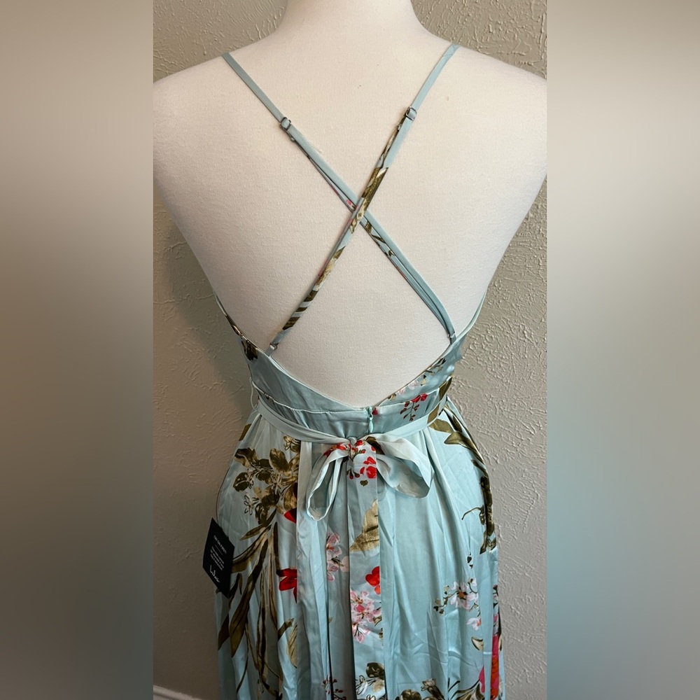 NWT Lulu's Sage Floral ‘Still the One’ Gown with Tie - Picture 9 of 11